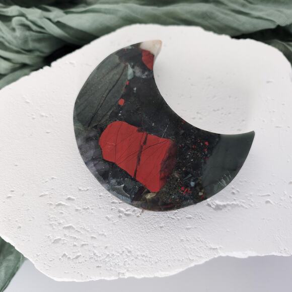 African Bloodstone Moon Crystal Carving - Picture 2 of 6